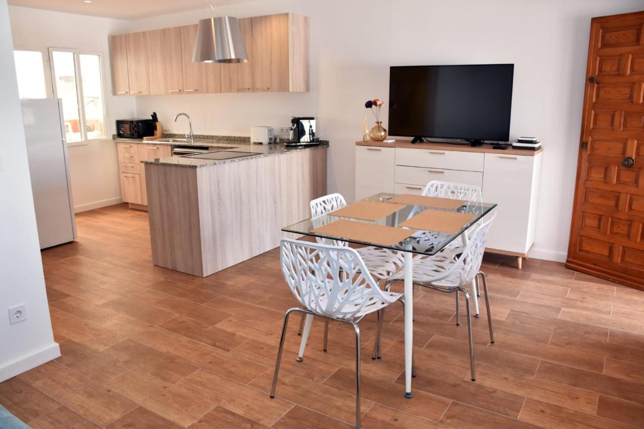 Casa Alex Torrevieja- Holiday House - Con Piscina Comunitaria Dış mekan fotoğraf